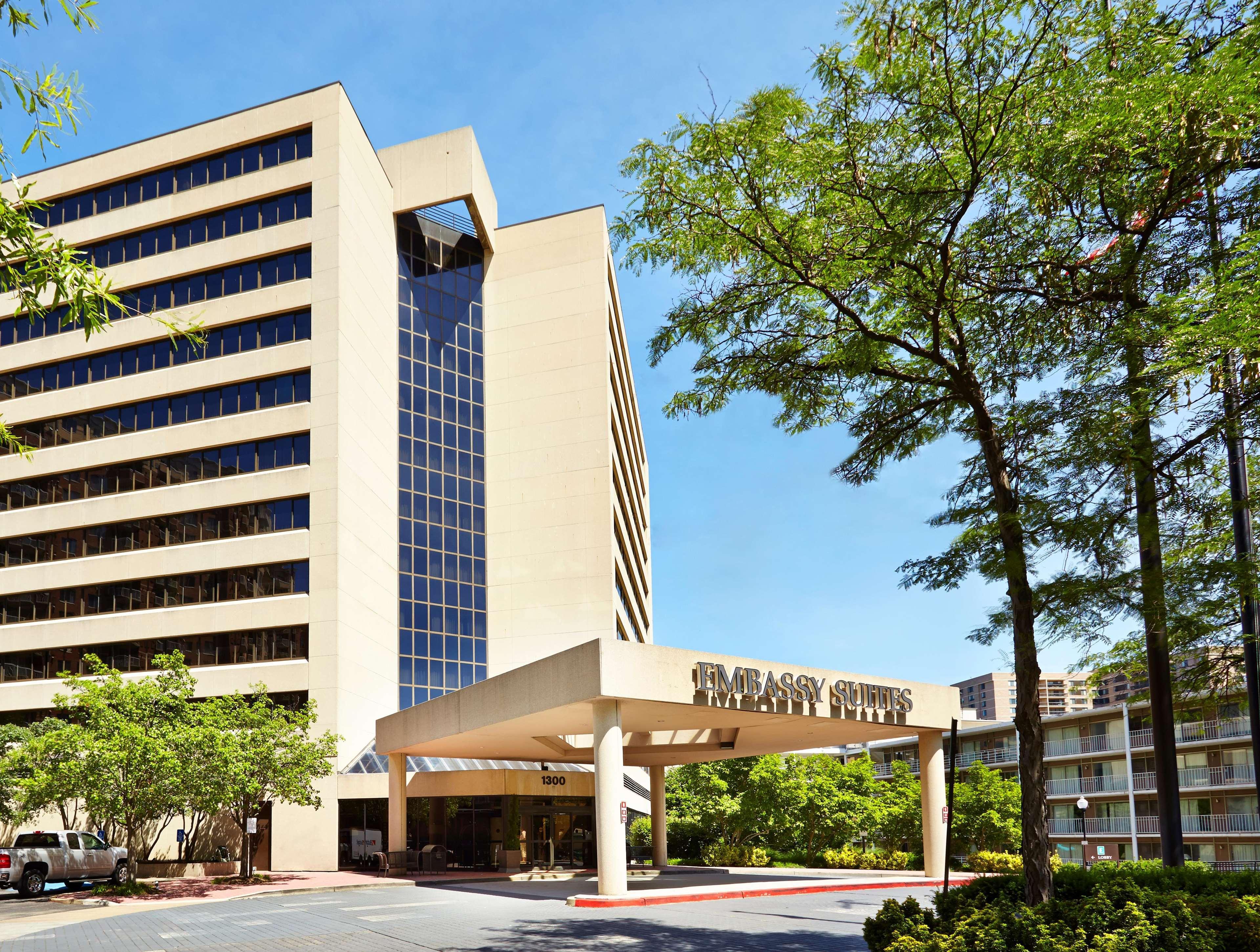 Embassy Suites By Hilton Crystal City National Airport Arlington Exteriör bild