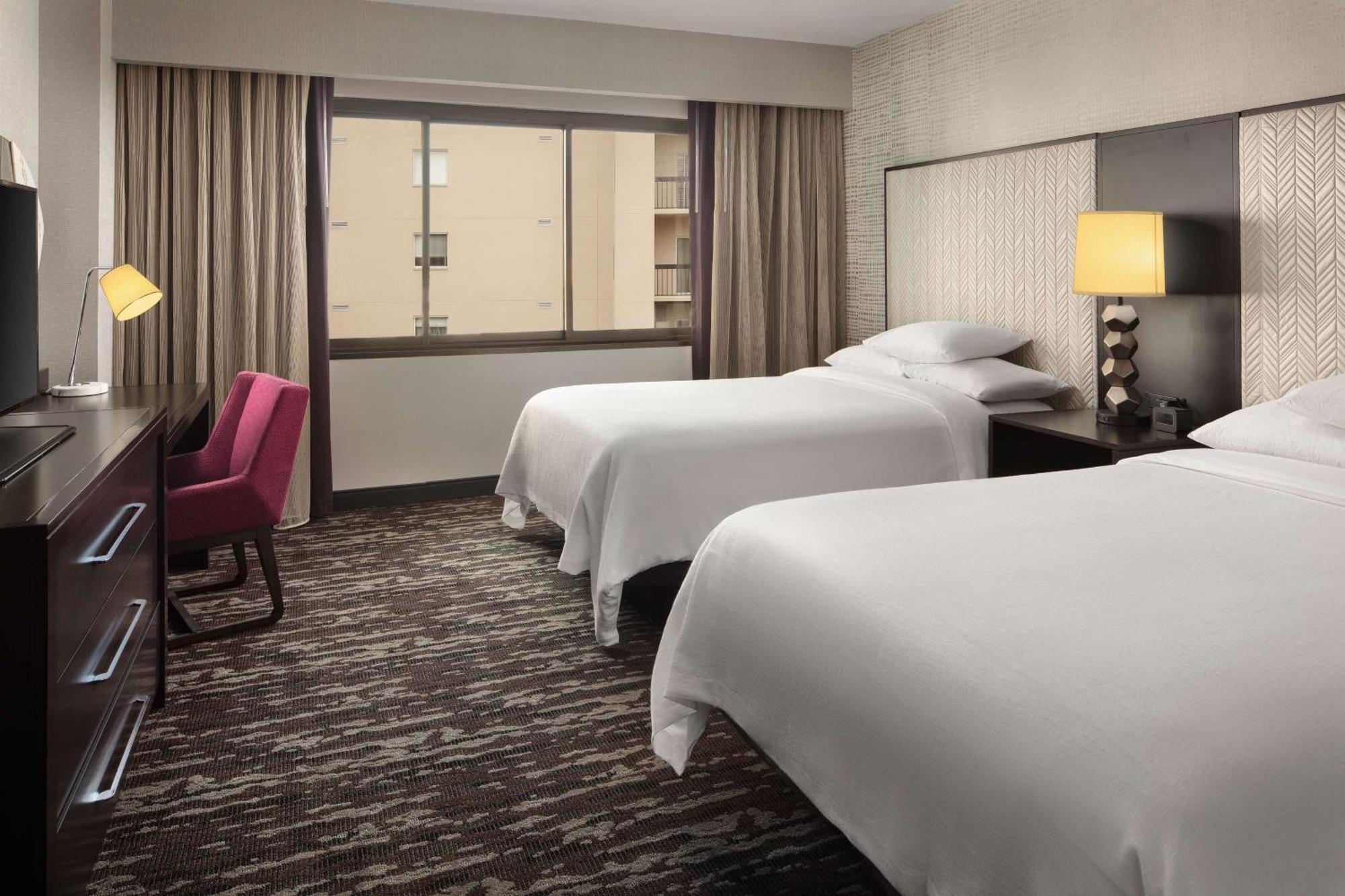 Embassy Suites By Hilton Crystal City National Airport Arlington Exteriör bild