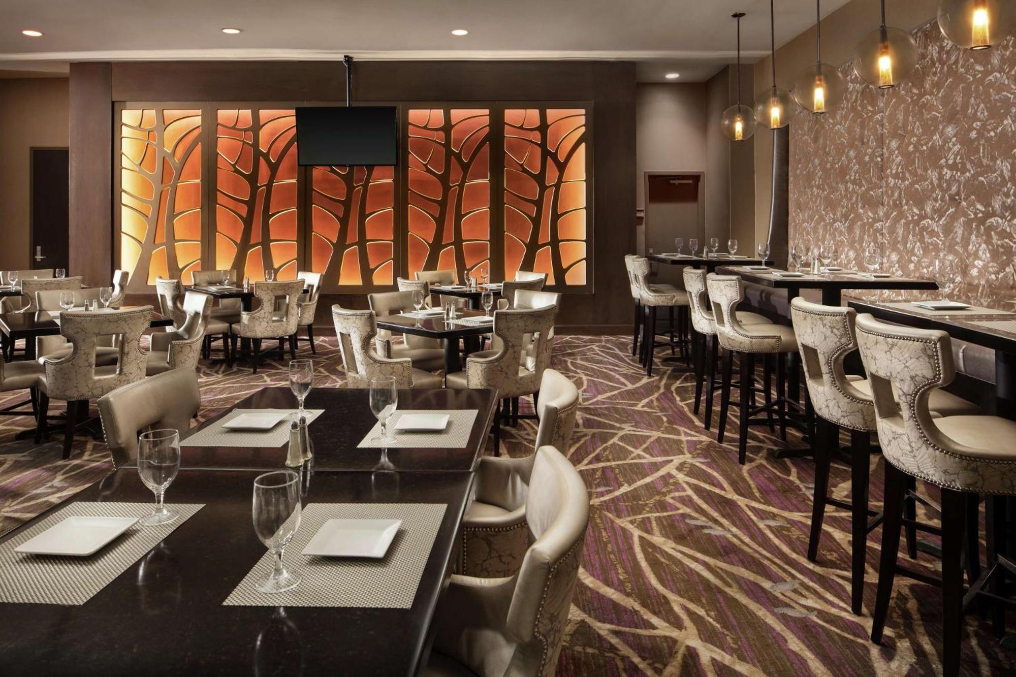 Embassy Suites By Hilton Crystal City National Airport Arlington Exteriör bild